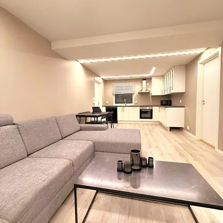 Apartment Arctic Haven Fri Parkering & Fri Wifi *